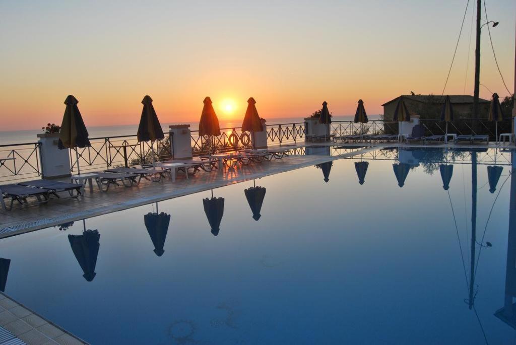 So Ionian Getaways Apartment Agios Gordios  Ngoại thất bức ảnh